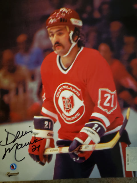 8x10 signed photo - Dennis Maruk with Cleveland Barons
