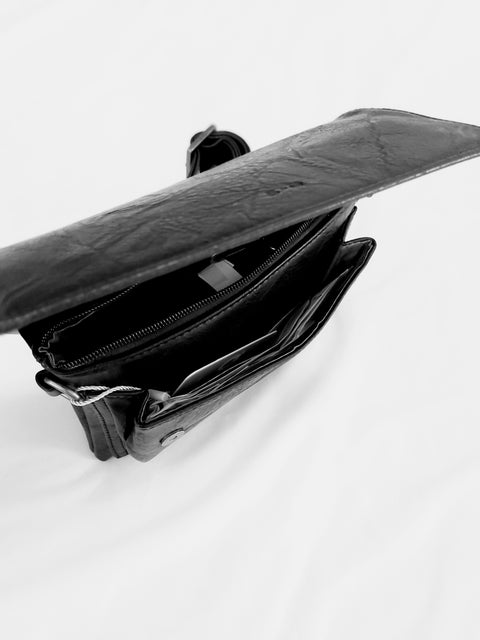 Stylish Black Handbag