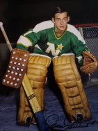 8x10 signed photo - Gilles Gilbert with Minnesota North Star