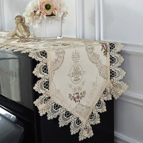 Proud Rose Lace Table Runner